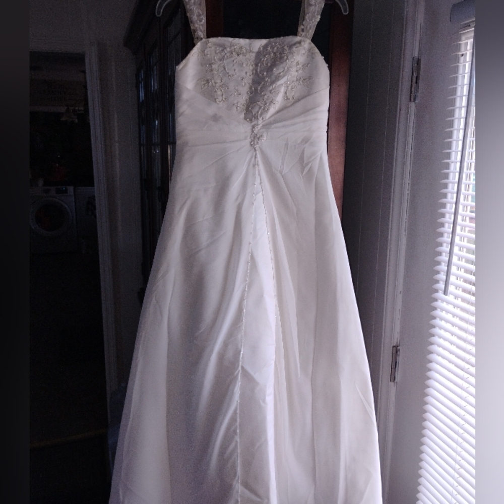 Elegant White Prom Dress Juniors